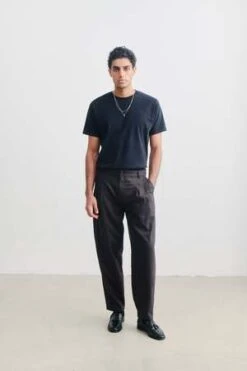 A Kind Of GuisePleated Wide Trousers - Chestnut Flannel
