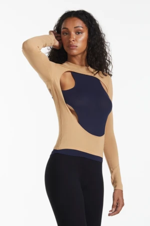 FANGSymmetrical Layer Cut-Out Top - Navy/Beige - Image 5